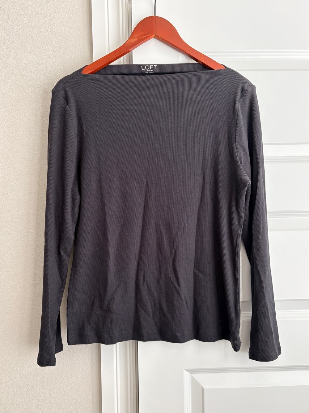 LOFT Outlet Charcoal Gray Long Sleeve Boatneck Top Like New XL